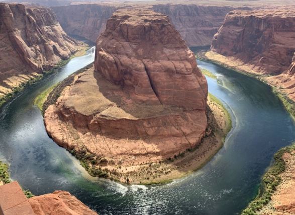 View of the river bend in Grand Circle