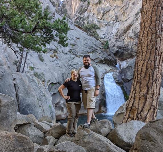 Morgan and her husband standing in King's Canyon